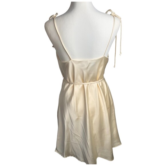 Z Bella NWT Strappy Bodycon Satin Slip Evening Cocktail Party Mini Dress Size L - Picture 4 of 12